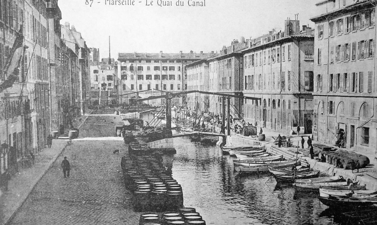 Place Estienne d'Orves Marseille