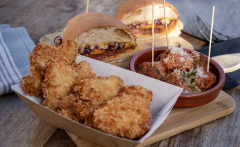 Hamburger, nuggets et boulettes de viande